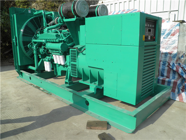 泸县出租发电机 发电机组厂家：柴油发电机组的控制屏的作用是什么？